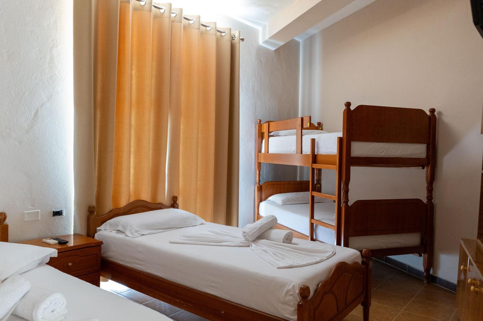 Hotel Nika Radhime Luaran gambar